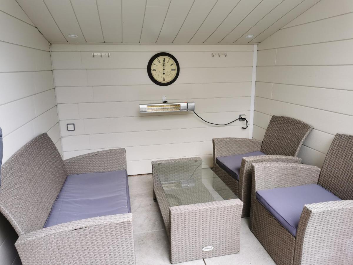 O Rethel Jacuzzi, Gite Ardennes Екстер'єр фото
